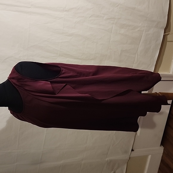 White House Black Market Sleeveless Top - Picture 2 of 8